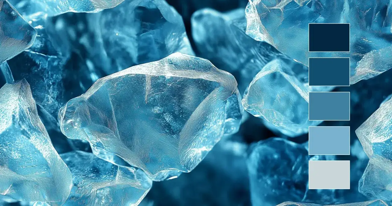 Nahaufnahme von eisigen, blauen Kristallen. Die blauer stein bedeutung liegt in Klarheit und K&auml;lte. Farbpalette daneben.